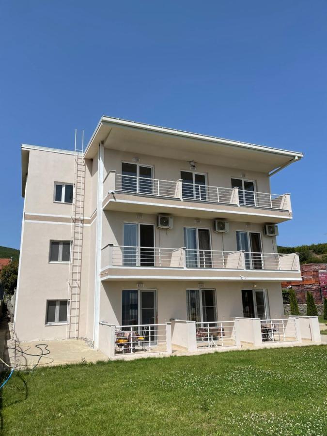 Sunrise Apartments And Studios Dojran Exteriör bild