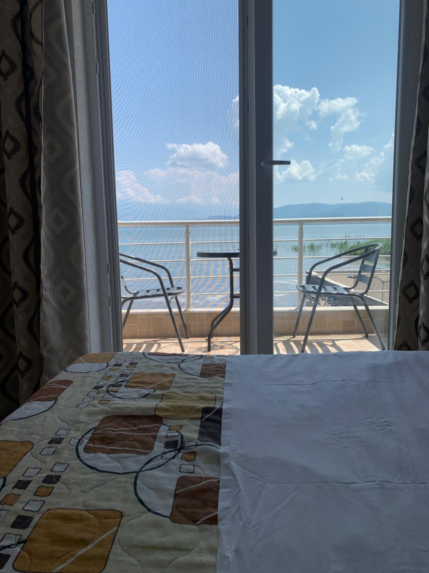 Sunrise Apartments And Studios Dojran Exteriör bild
